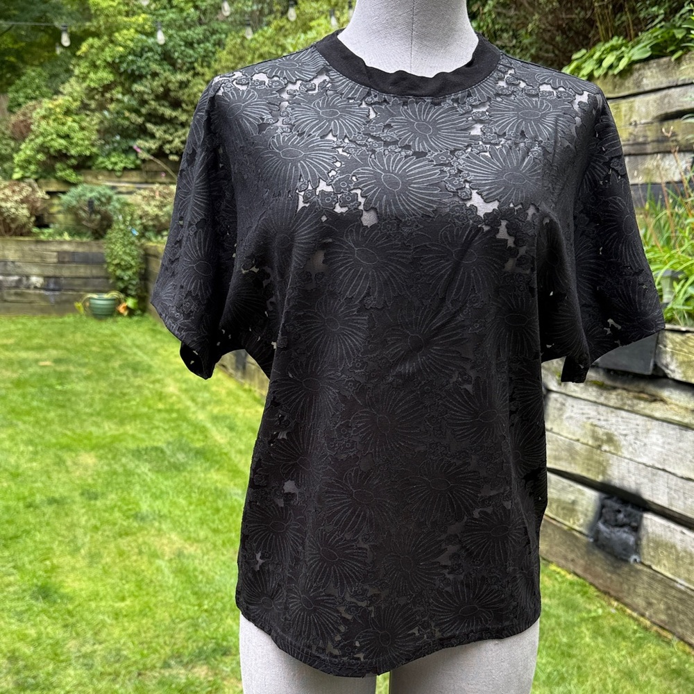 Ted Baker London Black Floral Short Sleeve Top
